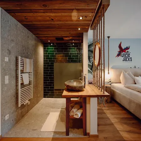 Ξενοδοχείο Uncle Jacks