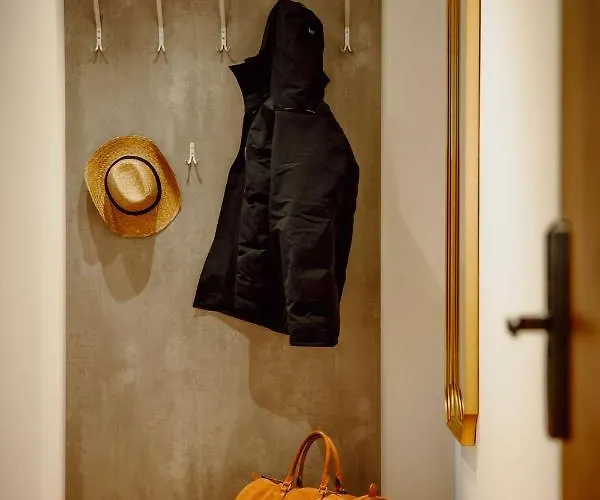 Uncle Jacks 4* 弗拉绍